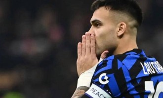 3年坚守蓝黑荣耀！国米在风雨中奋战，剑指2025赛季完美收官！